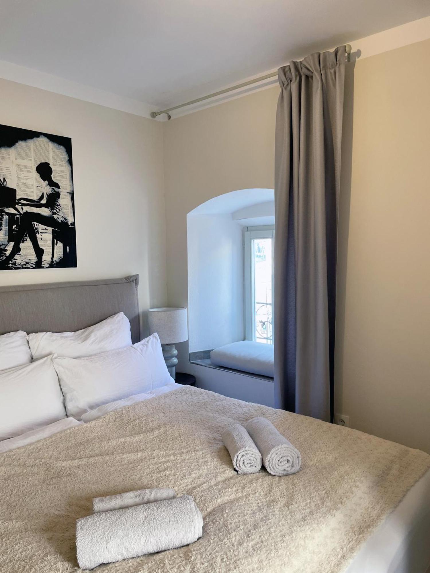Fredys Apartments Stari Grad  Zewnętrze zdjęcie